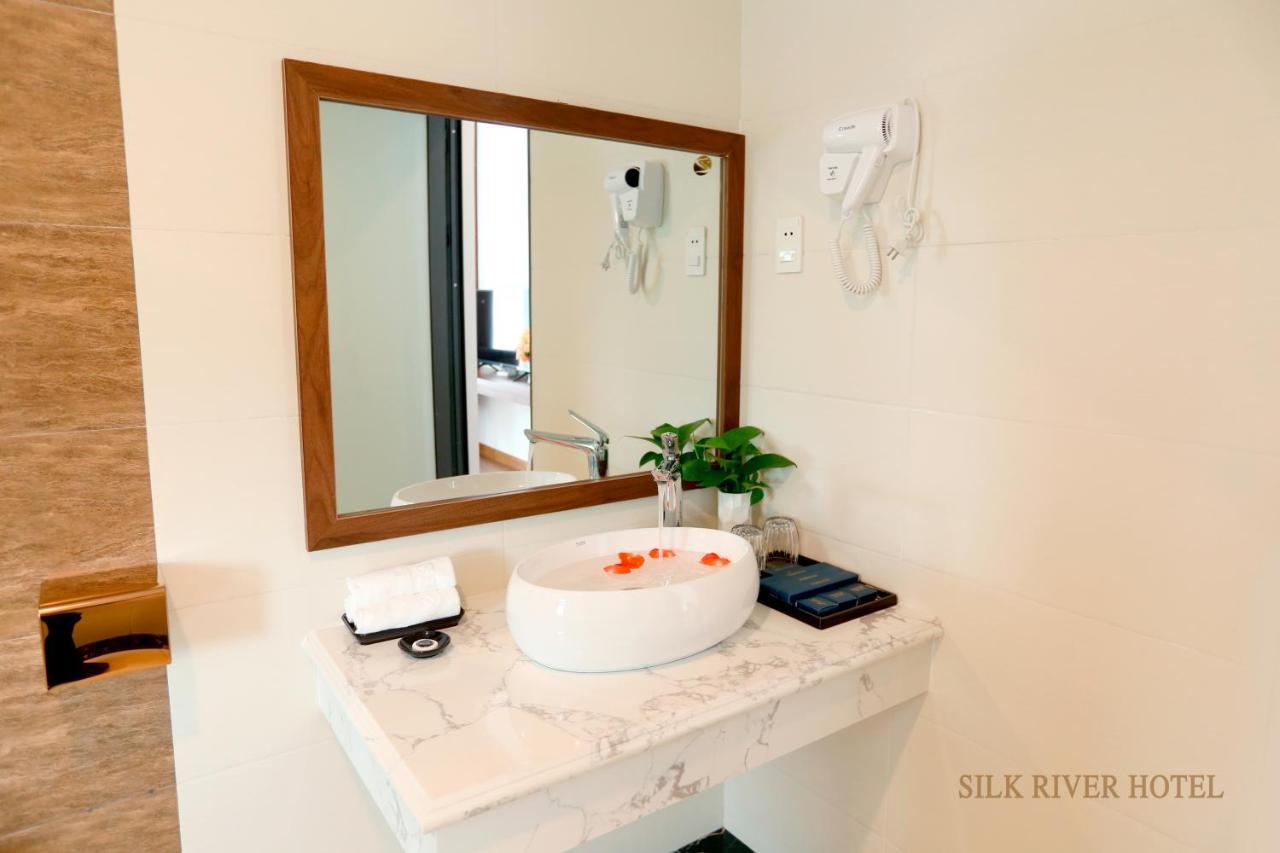 Silk River Hotel Ha Giang Dış mekan fotoğraf