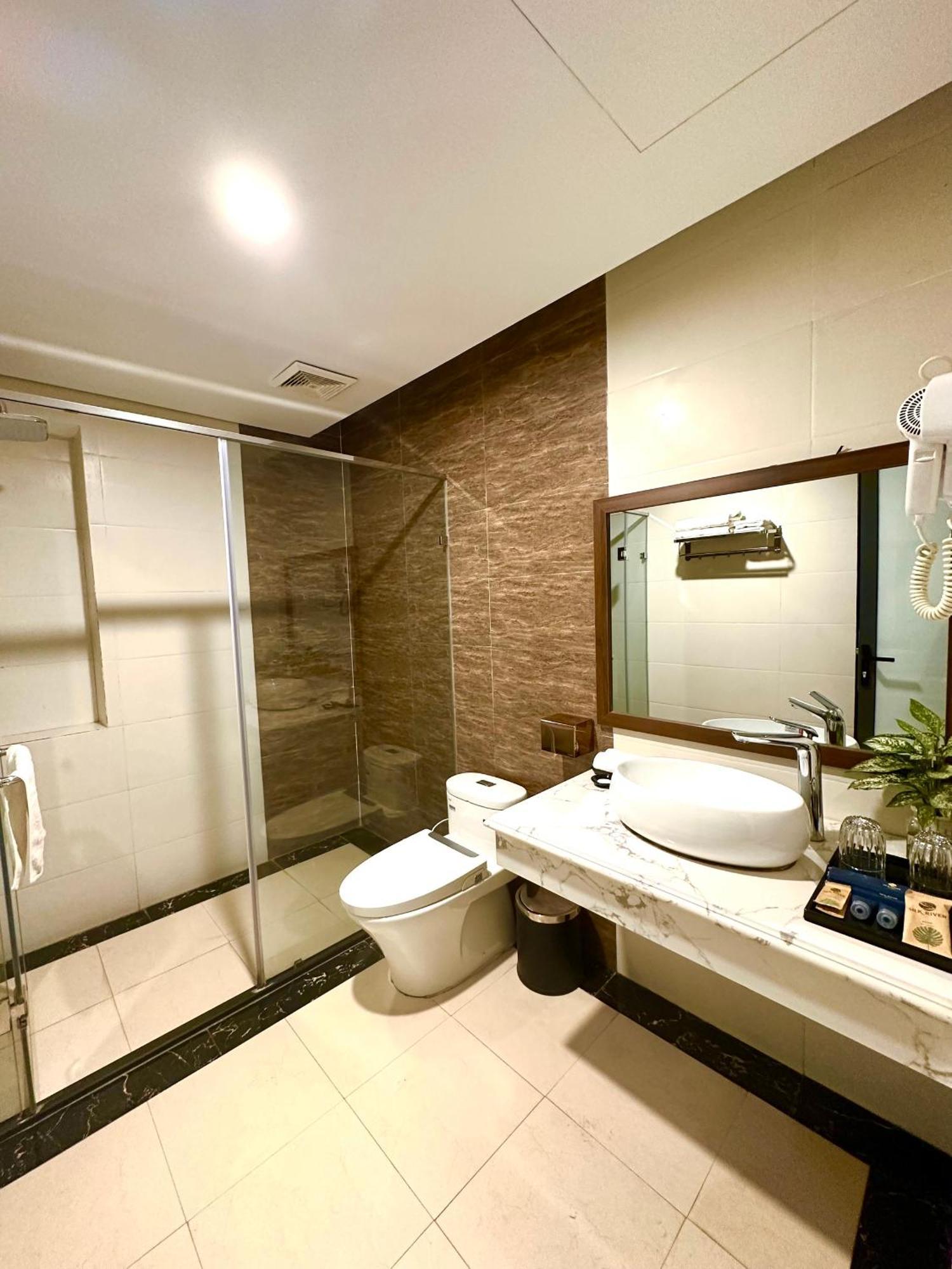 Silk River Hotel Ha Giang Dış mekan fotoğraf